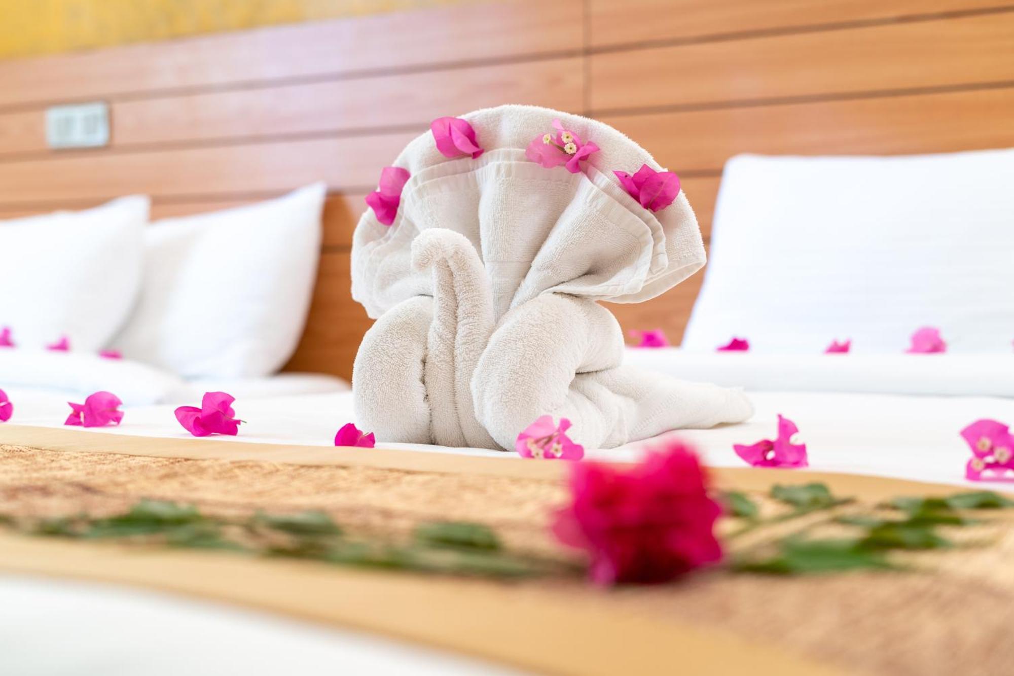 Nala Veli Beach & Spa Ukulhas Dış mekan fotoğraf